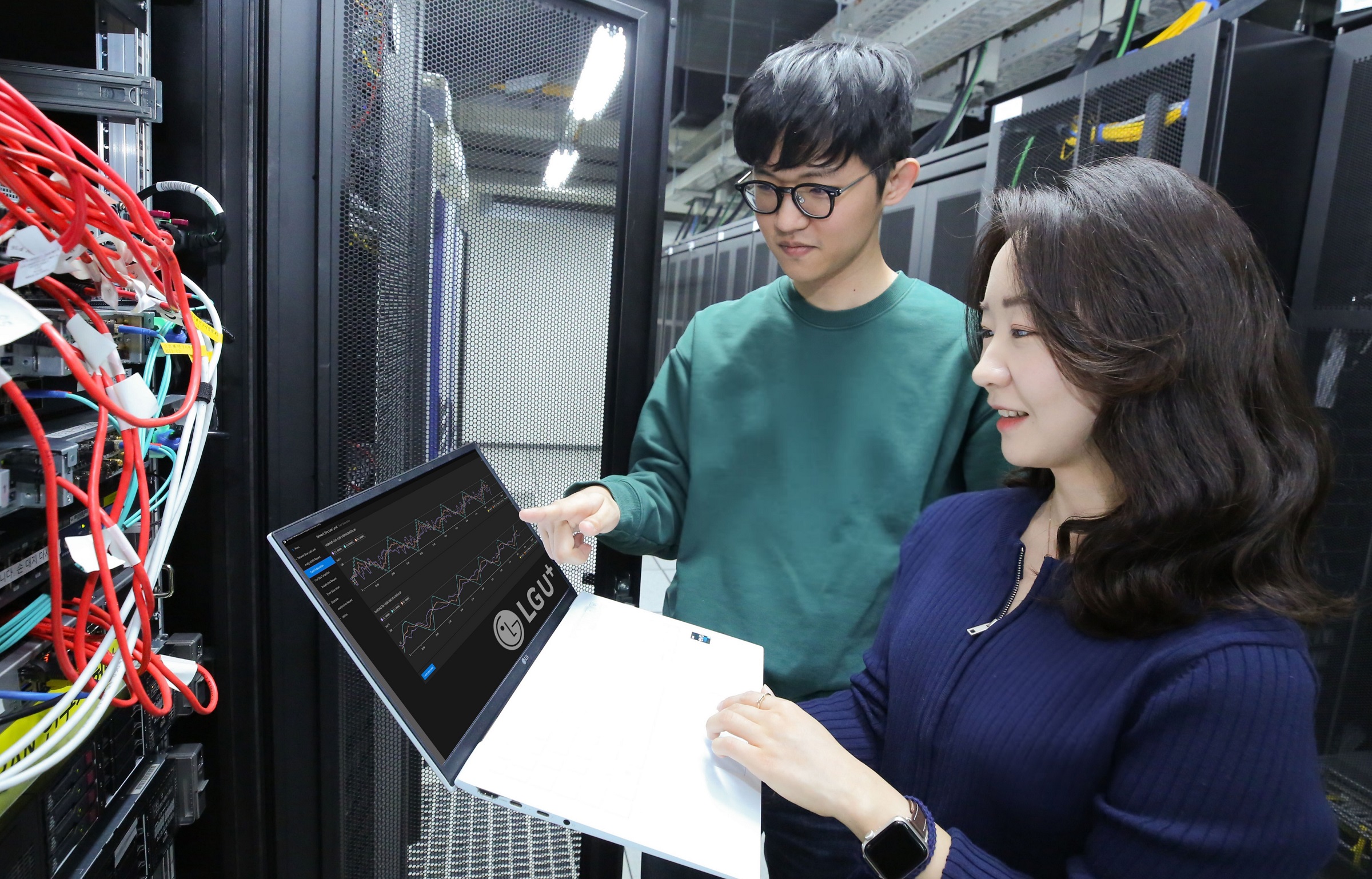 0424 lg u+, 에릭슨과 ai 기반 네트워크 장애 예측 기술 시연(1)