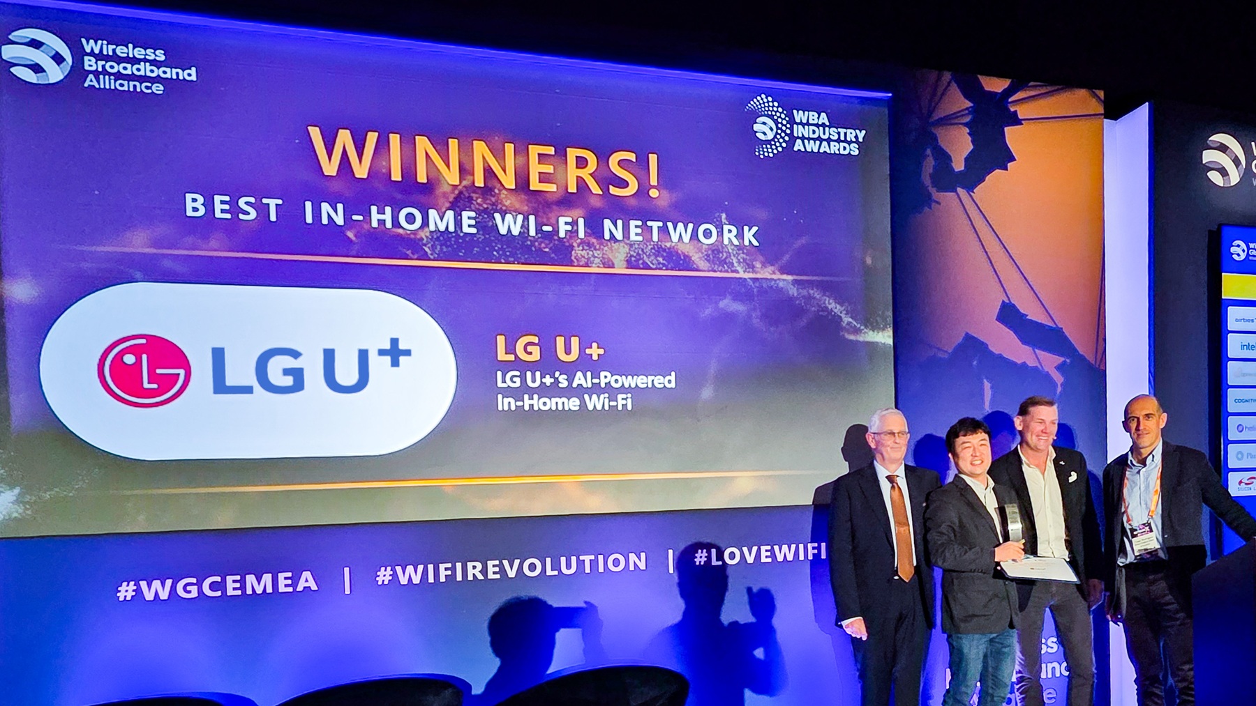 1020 lg u+, ax 기반 와이파이 품질 관리 기술로 2년 연속 글로벌 어워드 수상