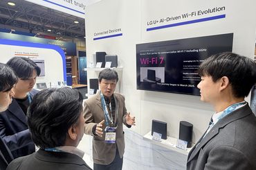 LG U+, 유럽 최대 통신·네트워크 전시회서 AI 기반 차세대 와이파이 기술 공개